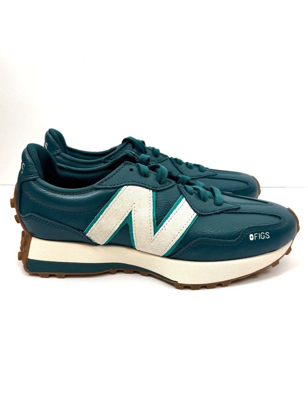 NEW BALANCE x FIGS 327 Sneakers NEW Size 11 Caribbean Blue